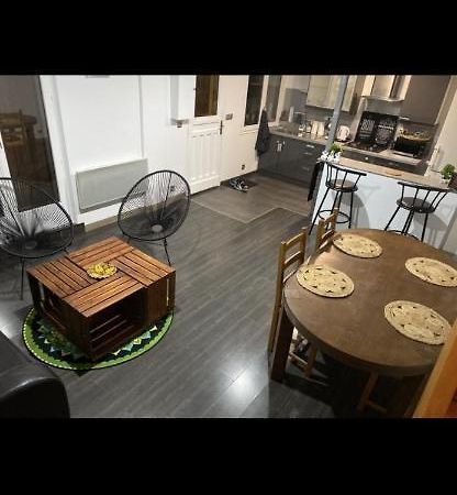 Отель Chambre Privee Dammarie Les Lys Экстерьер фото