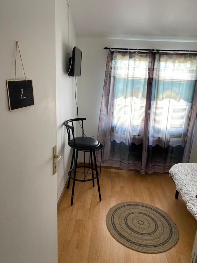 Отель Chambre Privee Dammarie Les Lys Экстерьер фото
